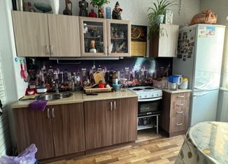 Продам 3-ком. квартиру, 68 м2, Нерюнгри, Южно-Якутская улица, 24