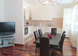 Трехкомнатная квартира на продажу, 91.8 м2, Новосибирск, улица Шевченко, 11, метро Октябрьская