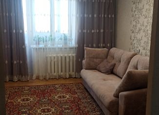 Продажа трехкомнатной квартиры, 61.2 м2, Глазов, улица Драгунова, 50