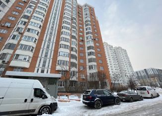 Продам 1-комнатную квартиру, 38 м2, Москва, Краснодарская улица, 72к3, метро Люблино