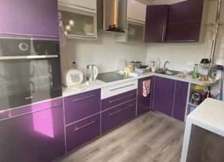 Продается 3-комнатная квартира, 66.7 м2, Златоуст, Олимпийская улица, 15