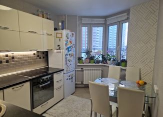 Продаю 2-ком. квартиру, 51 м2, Москва, улица Авиаторов, 5к1, улица Авиаторов