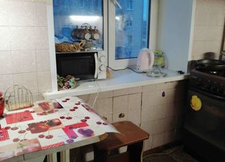 Продается трехкомнатная квартира, 57.7 м2, Бор, улица Победы, 14