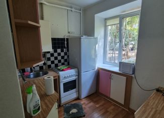 Продам 2-ком. квартиру, 46 м2, Нижегородская область, улица Володарского, 4