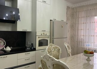 Продаю 1-ком. квартиру, 55 м2, Грозный, улица Сайханова, 105Б, Байсангуровский район