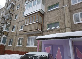 Продам двухкомнатную квартиру, 51.2 м2, Соликамск, улица 20-летия Победы, 67