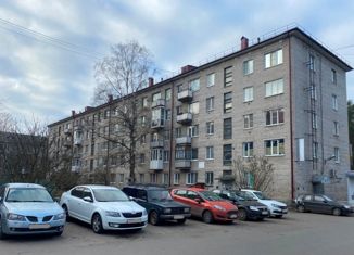 Продам 2-комнатную квартиру, 42.5 м2, Сосновый Бор, Комсомольская улица, 12