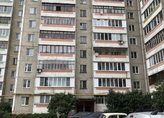 Продаю 1-комнатную квартиру, 36 м2, Йошкар-Ола, улица Димитрова, 58, 6-й микрорайон