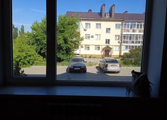 Сдам комнату, 100 м2, Волгоградская область, улица Кирова, 8Б