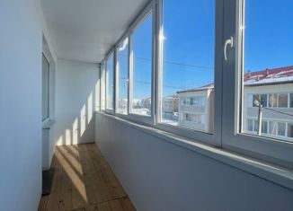 Продаю 1-ком. квартиру, 35.3 м2, Сибай, улица Куйбышева, 1/1