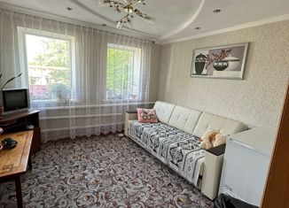 Продам дом, 50 м2, поселок городского типа Красносельский, Школьная улица