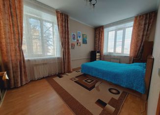 Продам 3-ком. квартиру, 77 м2, Мыски, улица Ленина, 8