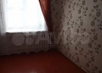 Продам 2-комнатную квартиру, 37.6 м2, Карачев, улица Ленина, 32