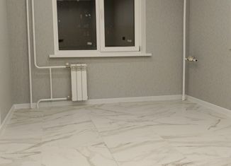 Продается 2-ком. квартира, 69.2 м2, Саратов, улица имени П.Ф. Батавина, 16, жилой район Солнечный-2