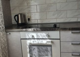 Сдам в аренду 1-комнатную квартиру, 35 м2, Ноябрьск, улица Владимира Высоцкого, 7