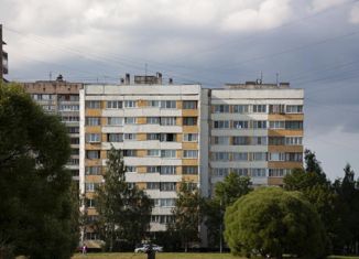 Продается четырехкомнатная квартира, 77.4 м2, Санкт-Петербург, улица Лётчика Пилютова, 23, муниципальный округ Сосновая Поляна