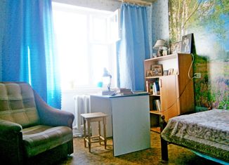 Продаю двухкомнатную квартиру, 50 м2, Печоры, Индустриальная улица, 6