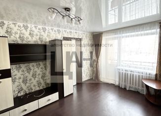 Продажа 3-комнатной квартиры, 56 м2, Карпинск, Пролетарская улица, 66