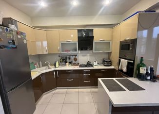 Продаю однокомнатную квартиру, 35 м2, Сочи, улица Метелёва, 9, микрорайон Яна Фабрициуса