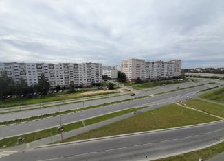 Продается трехкомнатная квартира, 95.7 м2, Псков, улица Крестки, 3