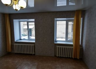 Однокомнатная квартира на продажу, 27 м2, Арамиль, улица Курчатова, 10