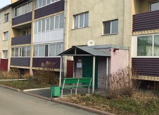 Продается 1-ком. квартира, 33 м2, поселок городского типа Промышленная, улица Тельмана, 20