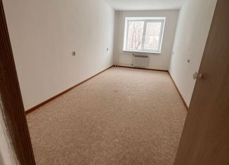 Продажа 2-ком. квартиры, 43.8 м2, Еманжелинск, улица Титова, 7А