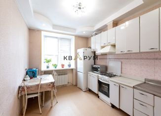 Трехкомнатная квартира на продажу, 80.7 м2, Хабаровск, переулок Пилотов, 8