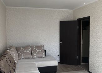 Продажа 2-ком. квартиры, 48 м2, село Троицкое, Школьный бульвар, 7