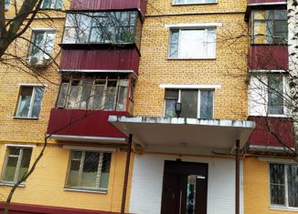 Сдаю в аренду трехкомнатную квартиру, 68 м2, Москва, Минусинская улица, 1, Минусинская улица