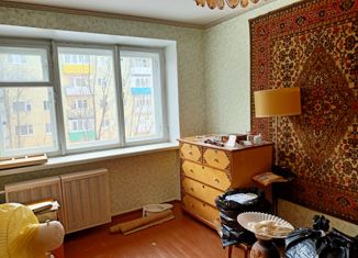 Продается 2-ком. квартира, 49.7 м2, Глазов, улица Пряженникова, 11