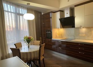 Продаю пятикомнатную квартиру, 168 м2, Симферополь, улица Беспалова, 110В, Киевский район