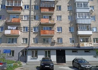 Продам двухкомнатную квартиру, 45 м2, Екатеринбург, Гурзуфская улица, 15, Гурзуфская улица