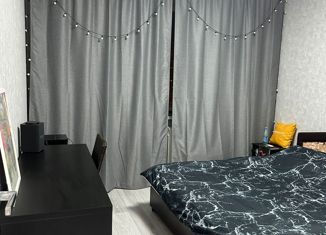 Продаю 2-ком. квартиру, 57.2 м2, Москва, улица Лавриненко, 1, улица Лавриненко