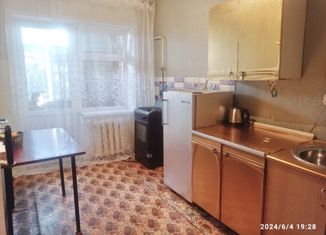 Продается 2-комнатная квартира, 50.3 м2, Оренбургская область, улица Довженко, 58