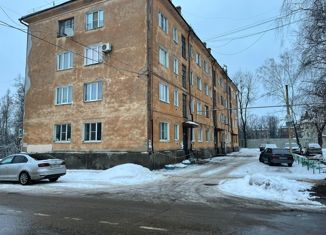 Продается 3-ком. квартира, 40.1 м2, Великие Луки, улица Пушкина, 7