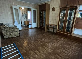 Продаю трехкомнатную квартиру, 59 м2, село Молочное, Парковая улица, 12