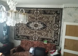 Продаю 2-ком. квартиру, 61.5 м2, Выкса, улица Братьев Баташёвых, 52