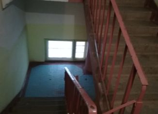 Продам 2-ком. квартиру, 45.8 м2, Печоры, Юбилейная улица, 7