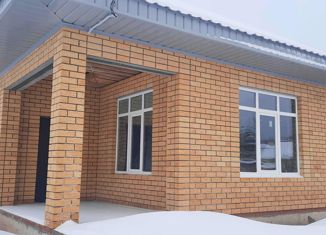 Продаю дом, 100 м2, село Жуково, улица Ромащенко