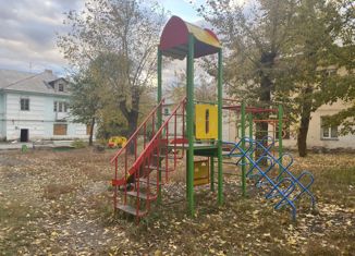 3-ком. квартира на продажу, 76.4 м2, Еманжелинск, улица Победы, 50