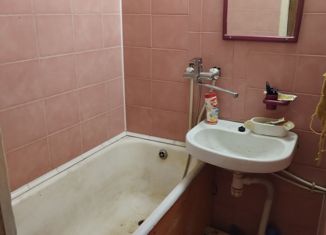 Продаю двухкомнатную квартиру, 46 м2, Гагарин, улица Свердлова, 90