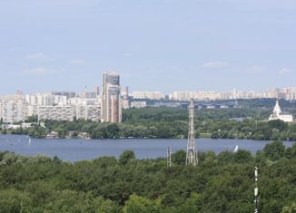 Продаю трехкомнатную квартиру, 104.3 м2, Москва, улица Паршина, 10, ЖК Серебряный Парк
