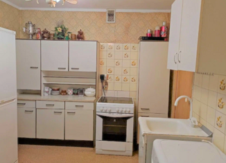 Аренда 2-комнатной квартиры, 55 м2, Москва, Загородное шоссе, 8к6, Донской район