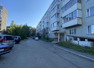 Продам 2-комнатную квартиру, 54 м2, Красноярский край, 3-й микрорайон, 1