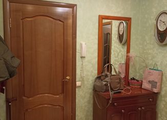 2-комнатная квартира на продажу, 48 м2, рабочий посёлок Решетиха, Комсомольская улица, 100