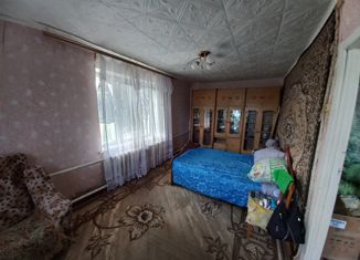 Продам трехкомнатную квартиру, 70 м2, Калининск, Заречная улица, 12