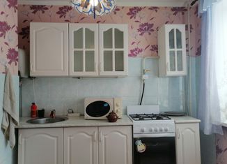 Продается 1-комнатная квартира, 36 м2, Луга, проспект Кирова, 35