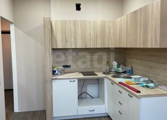 Продаю однокомнатную квартиру, 36.7 м2, Тюмень, улица Парада Победы, 17, Ленинский округ