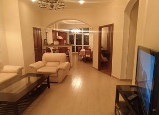 Продаю 2-ком. квартиру, 120 м2, Геленджик, Красногвардейская улица, 38АлитА, ЖК Акватория